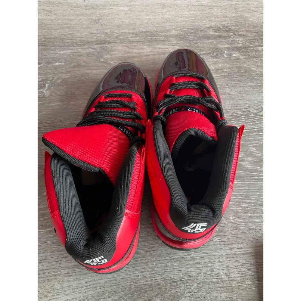 Jordan 11 Retro (Size M10)